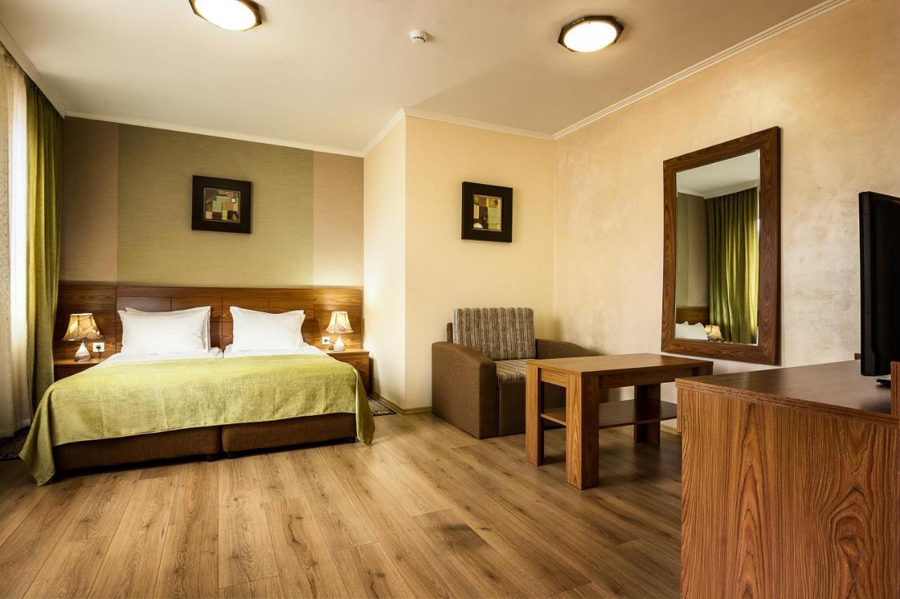 ולינגראד Spa Hotel Elbrus מראה חיצוני תמונה